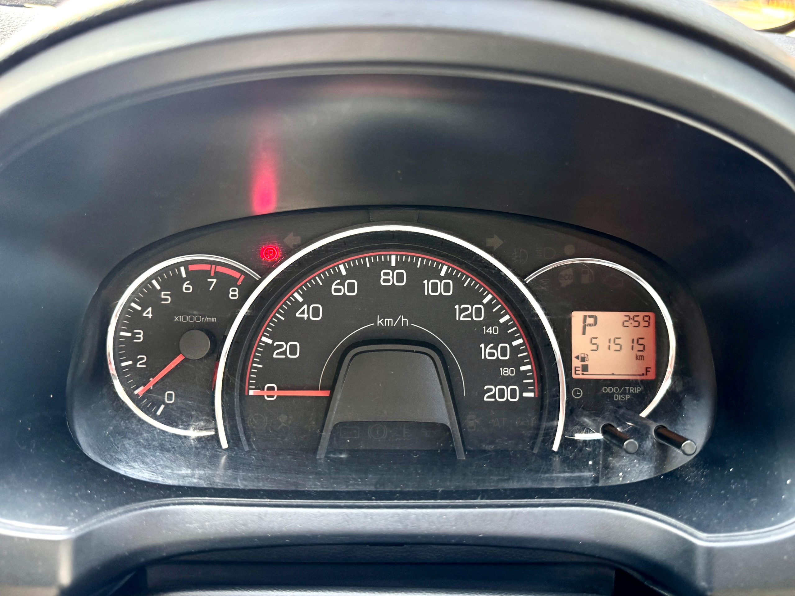 Daihatsu Ayla 1.2 R AT Merah - Gambar 8