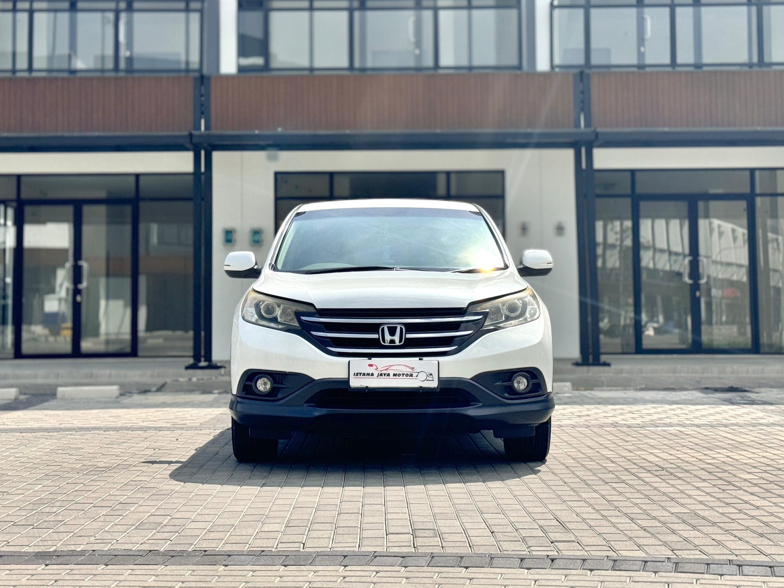 Honda CRV 2.4 AT PUTIH