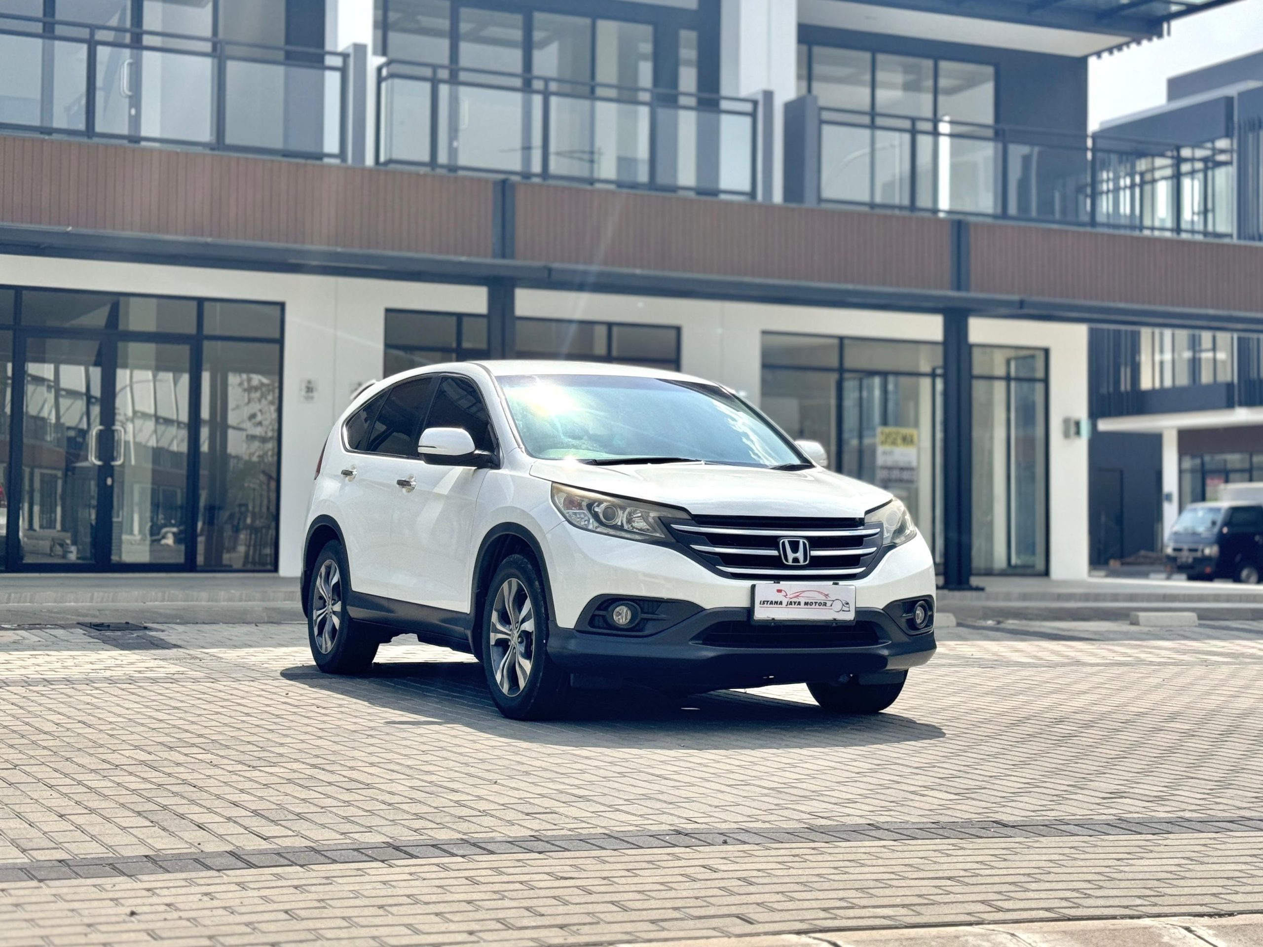 Honda CRV 2.4 AT PUTIH - Gambar 2