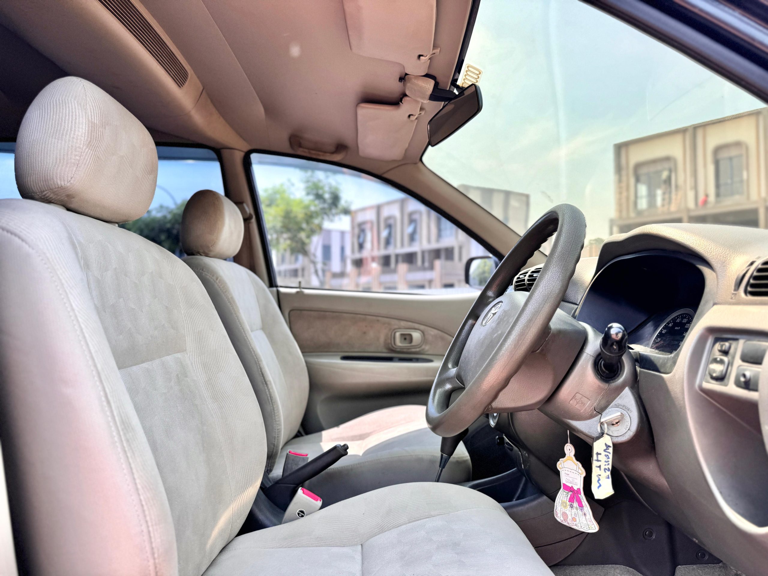 Toyota Avanza G 1.3 AT HITAM - Gambar 8