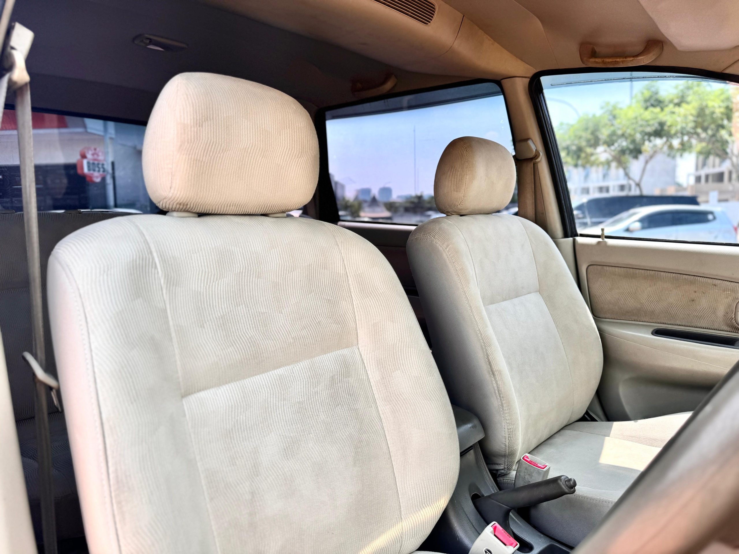 Toyota Avanza G 1.3 AT HITAM - Gambar 9