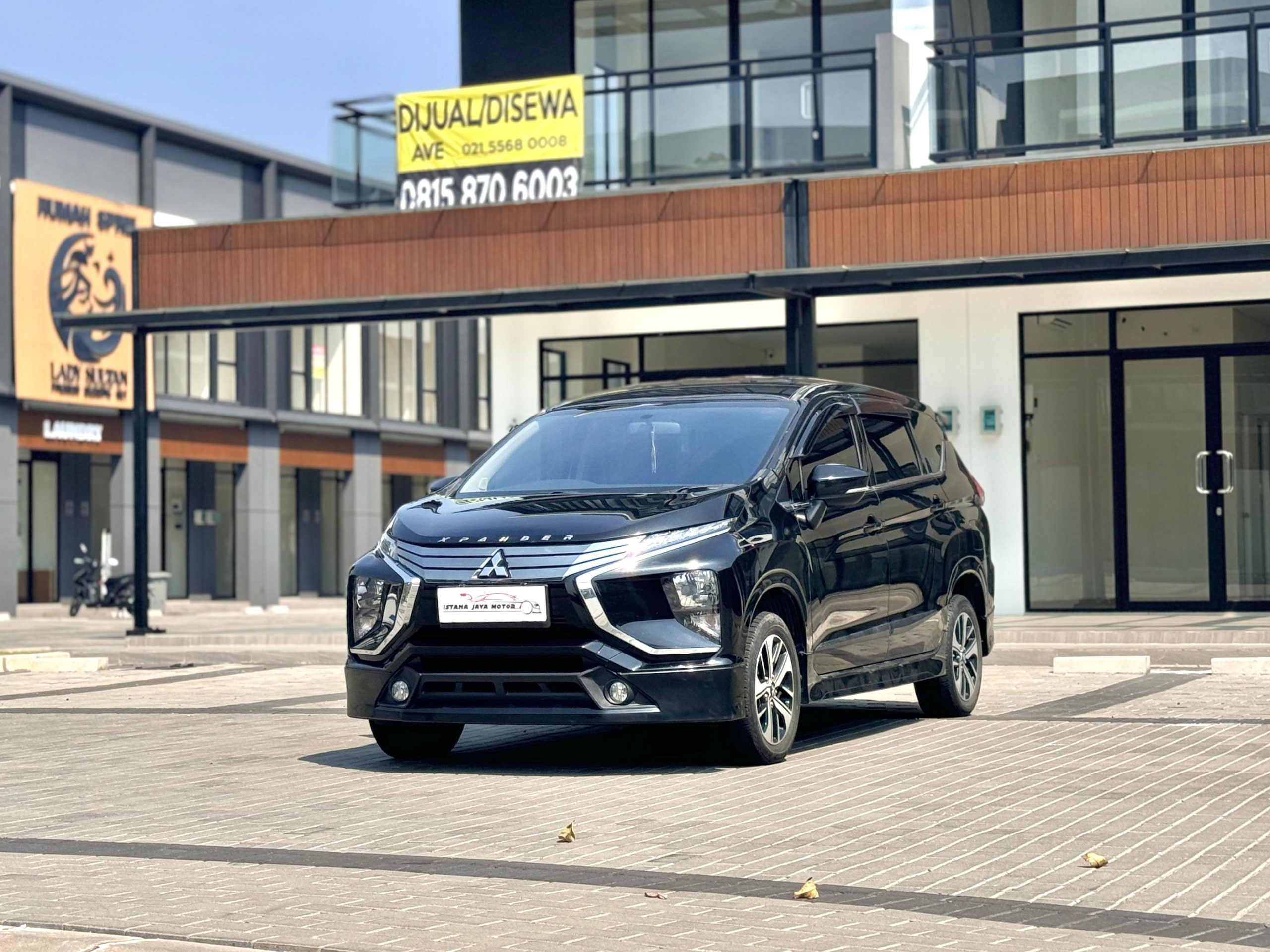 Mitsubishi Xpander Sport AT. Hitam - Gambar 2