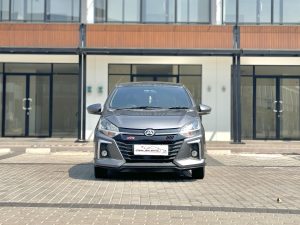 Daihatsu Ayla 1.2 R Deluxe AT. Abu