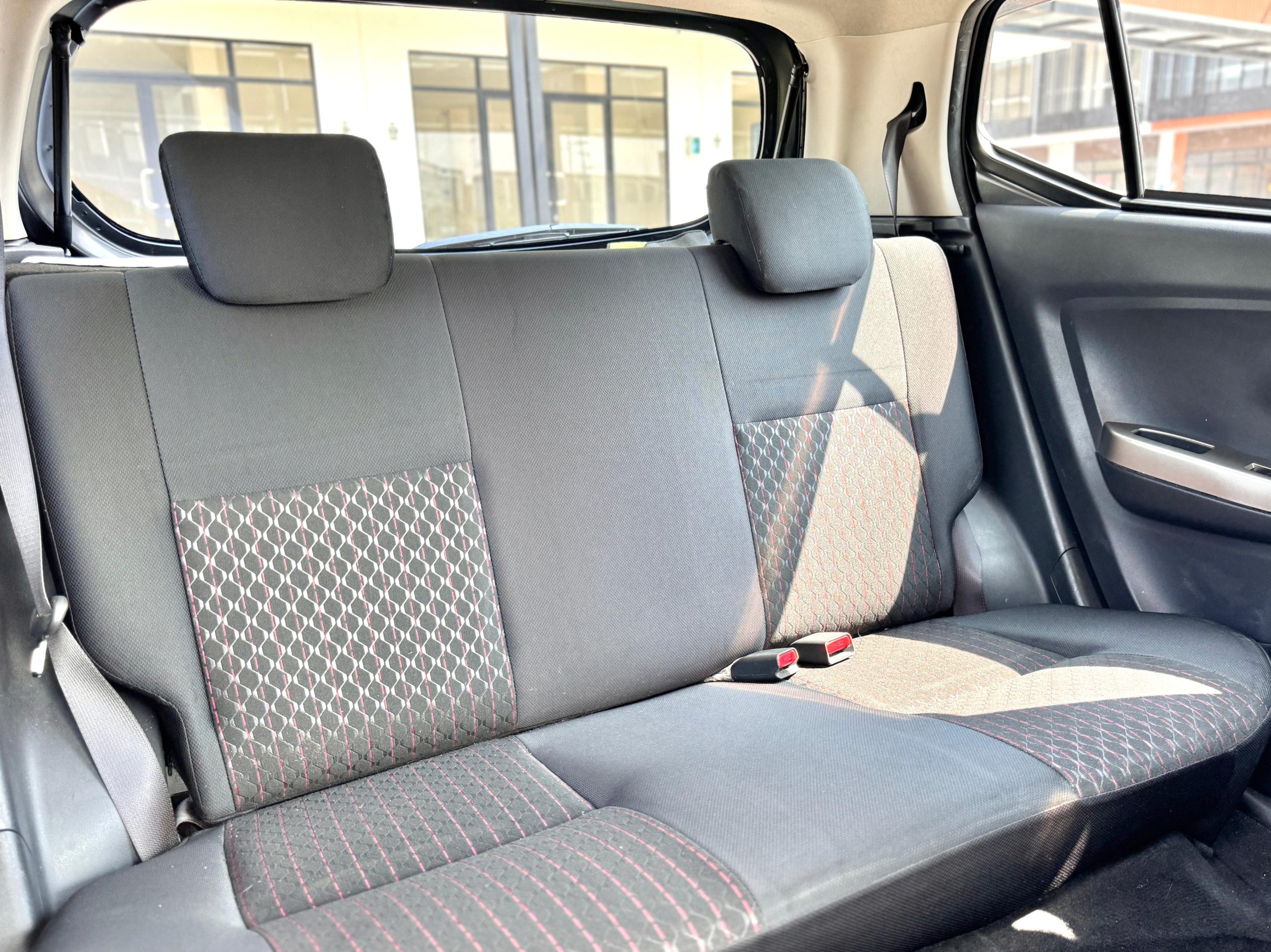 Daihatsu Ayla 1.2 R Deluxe AT. Abu - Gambar 14