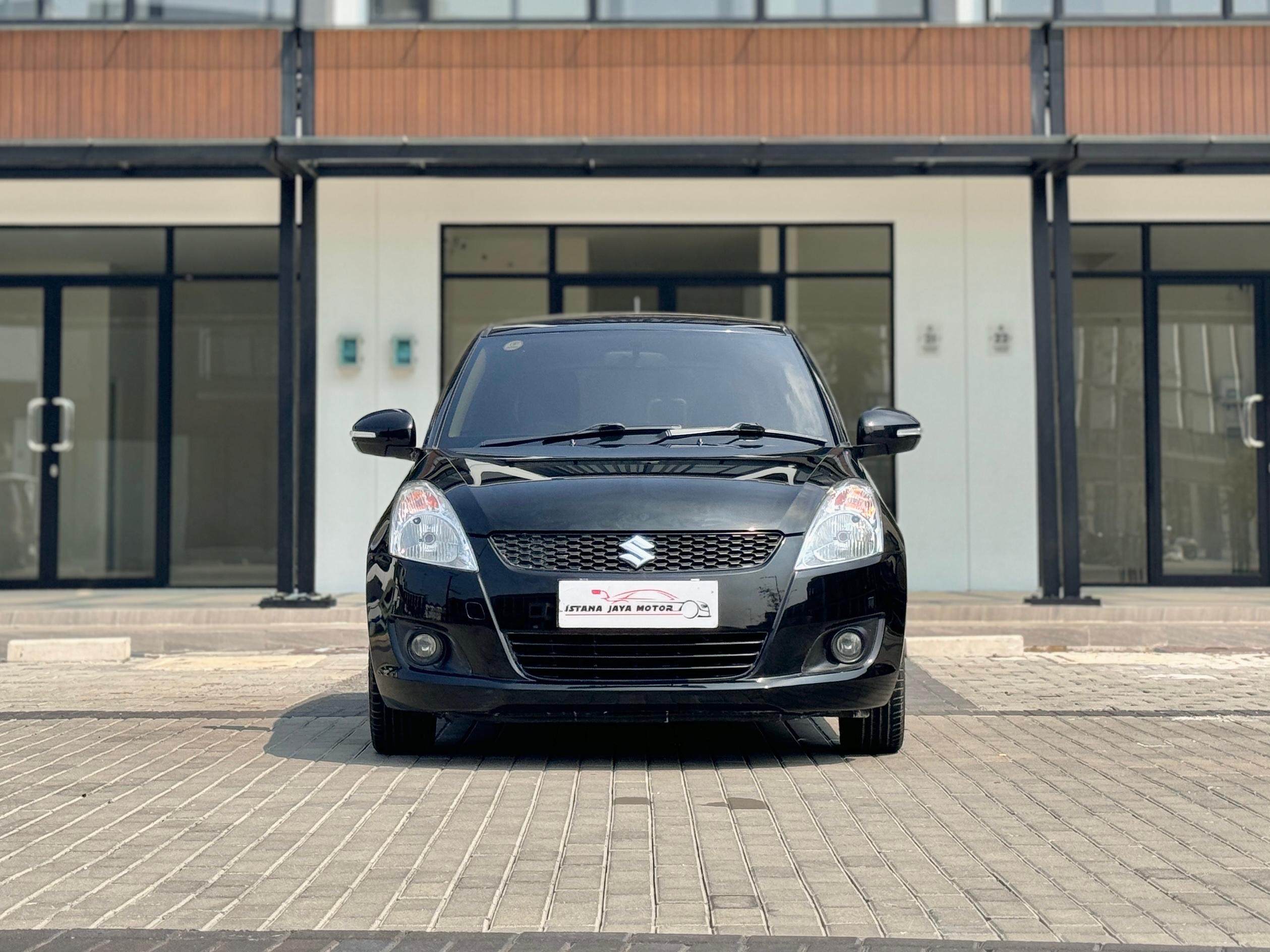 Suzuki Swift GX MT. Hitam