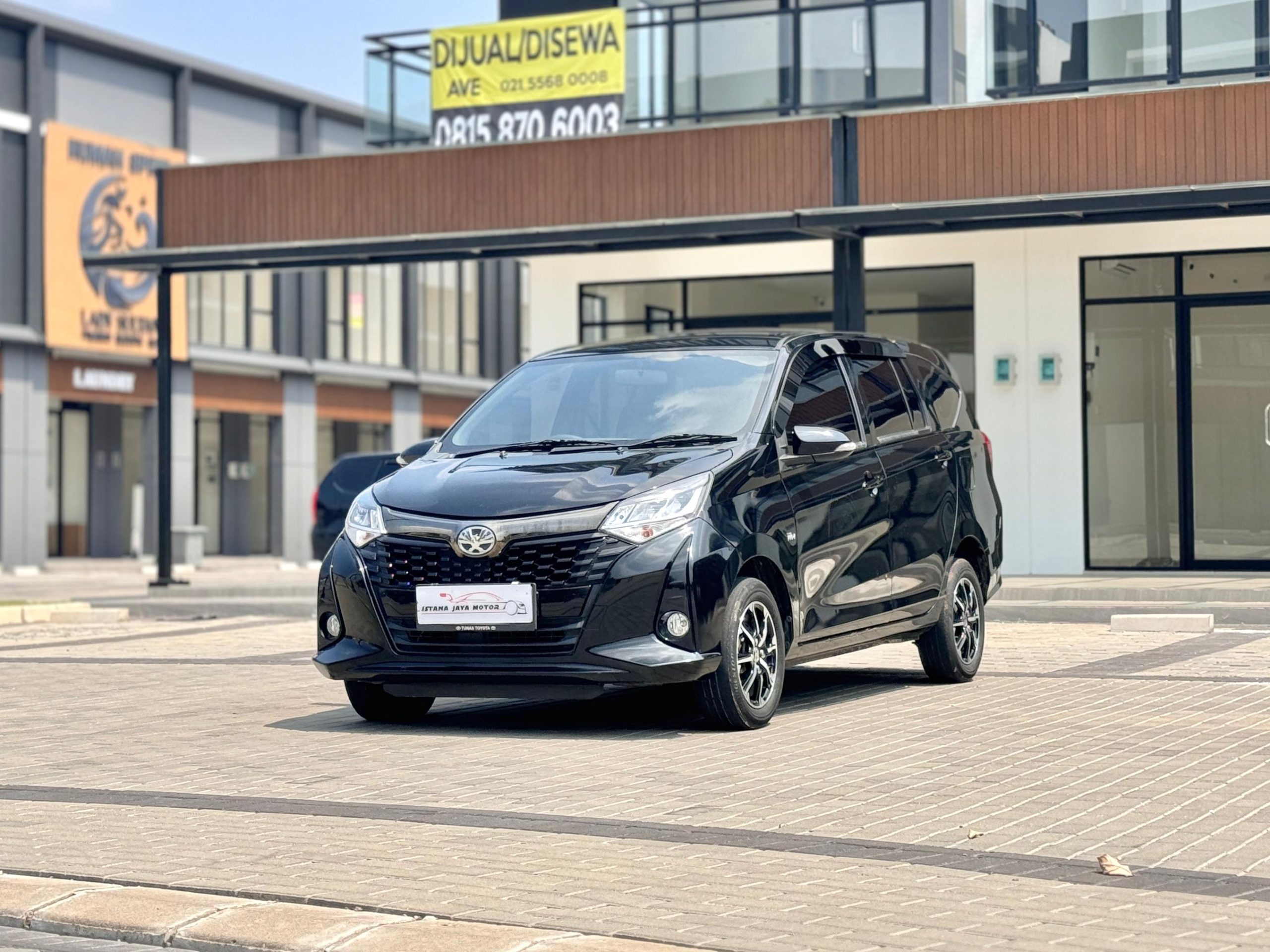Toyota Calya G AT. Hitam - Gambar 2