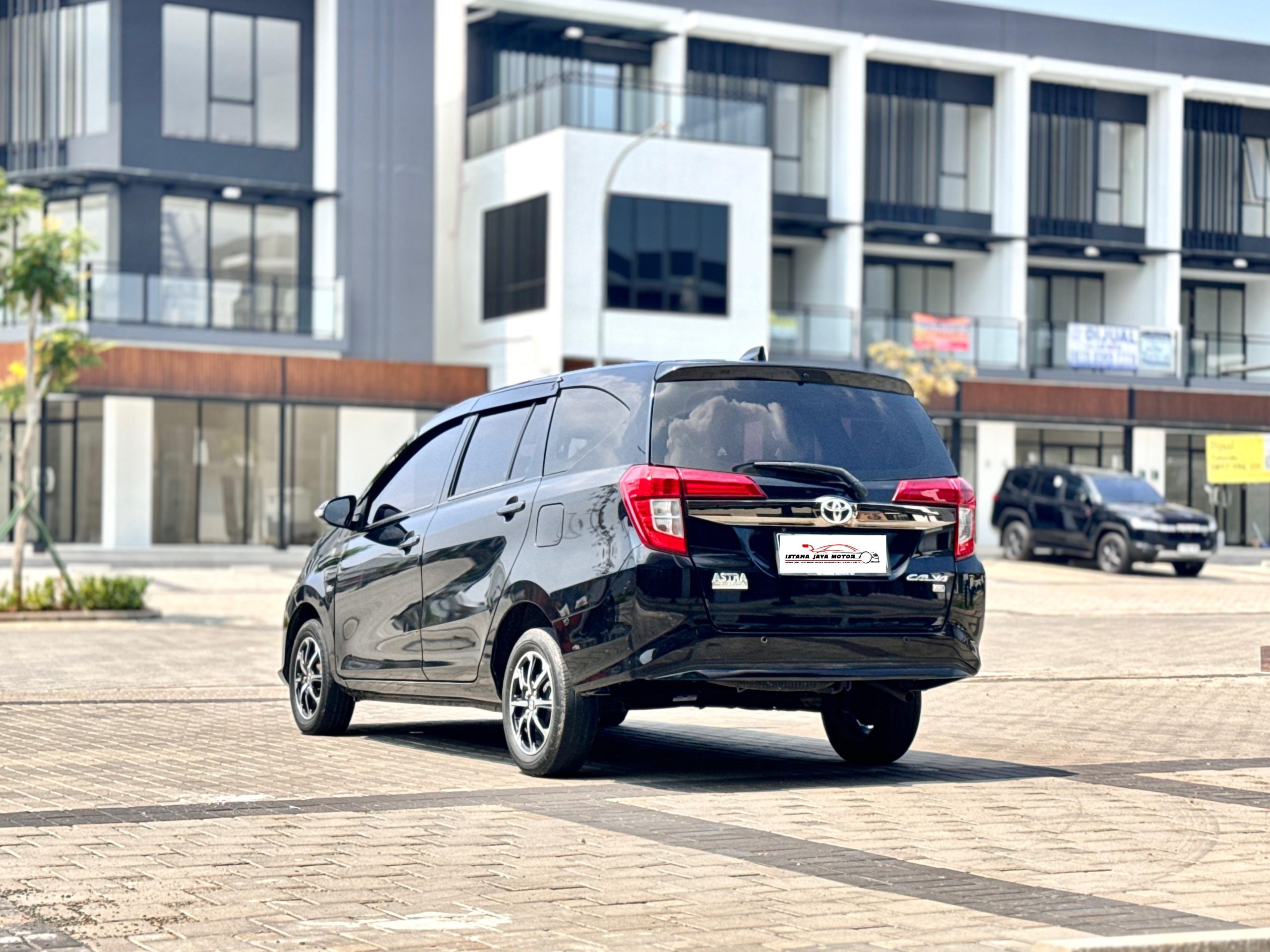 Toyota Calya G AT. Hitam - Gambar 4