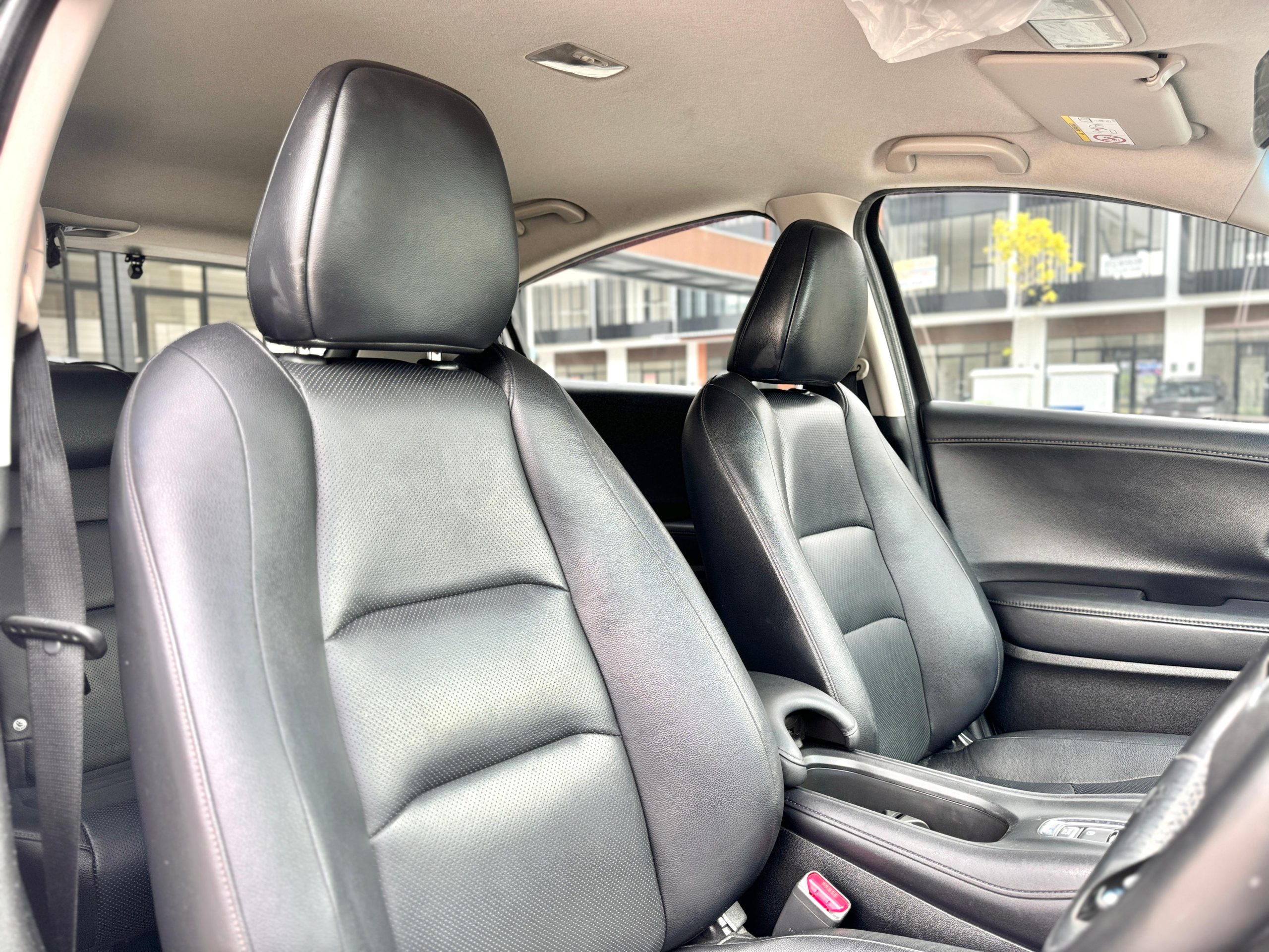 Honda HRV 1.5 SE AT. Abu - Gambar 12