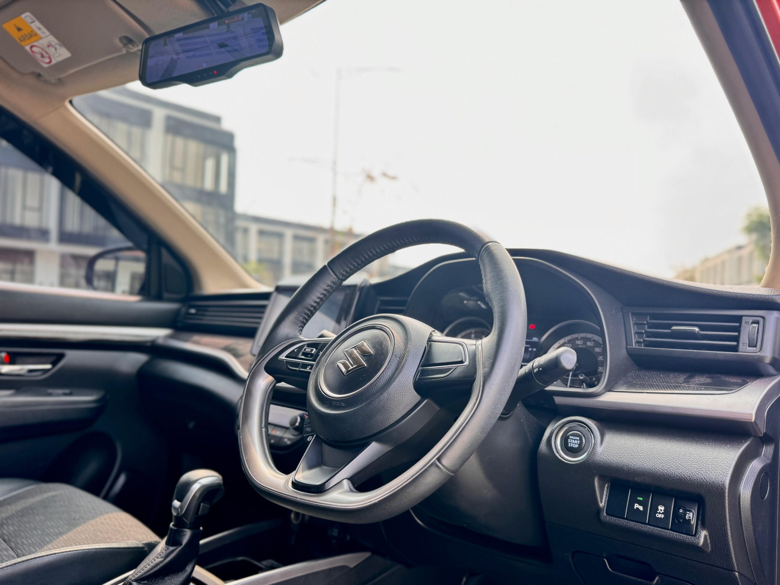 Suzuki XL7 Alpha AT. Orange - Gambar 9