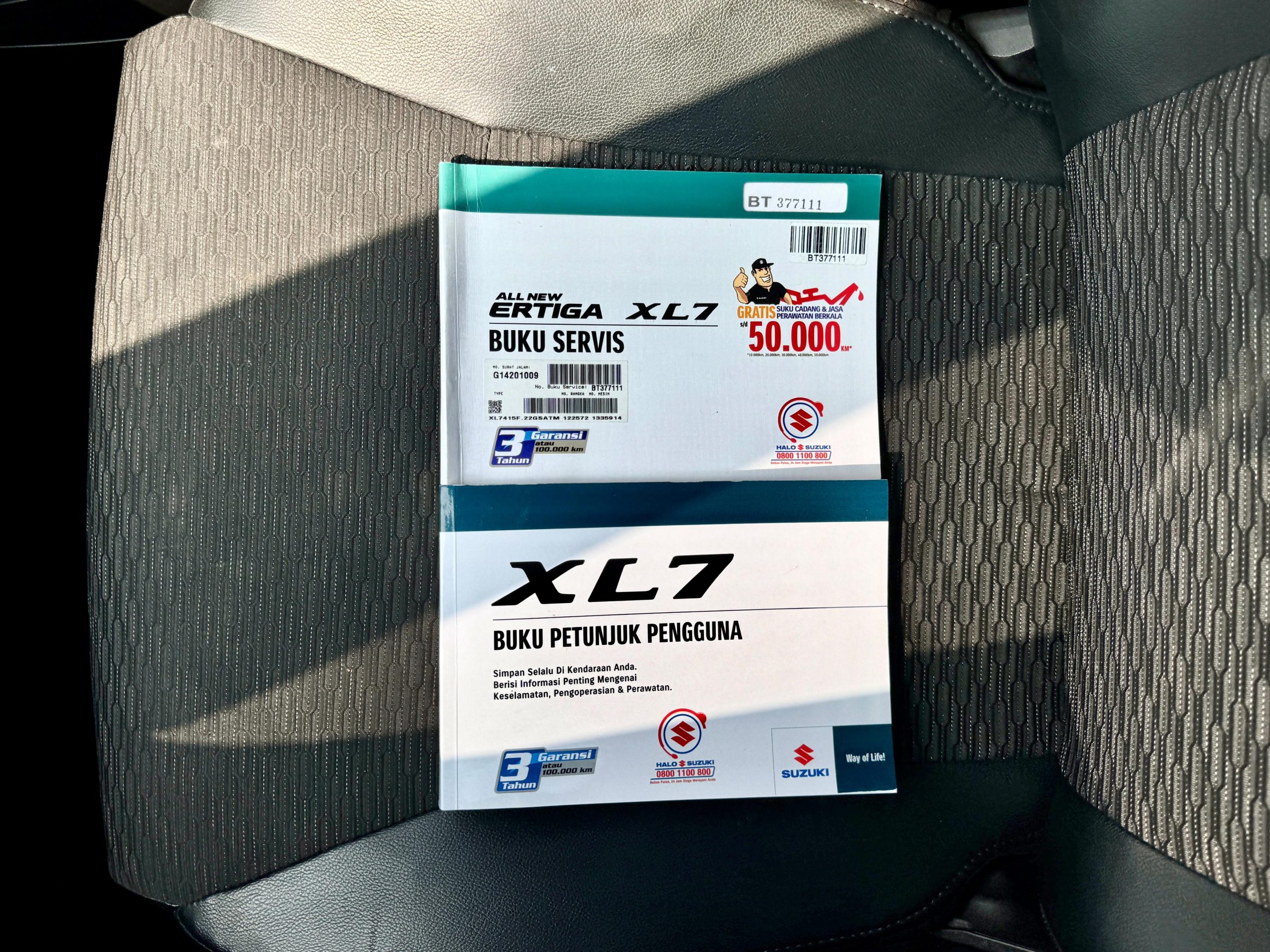 Suzuki XL7 Alpha AT. Orange - Gambar 15