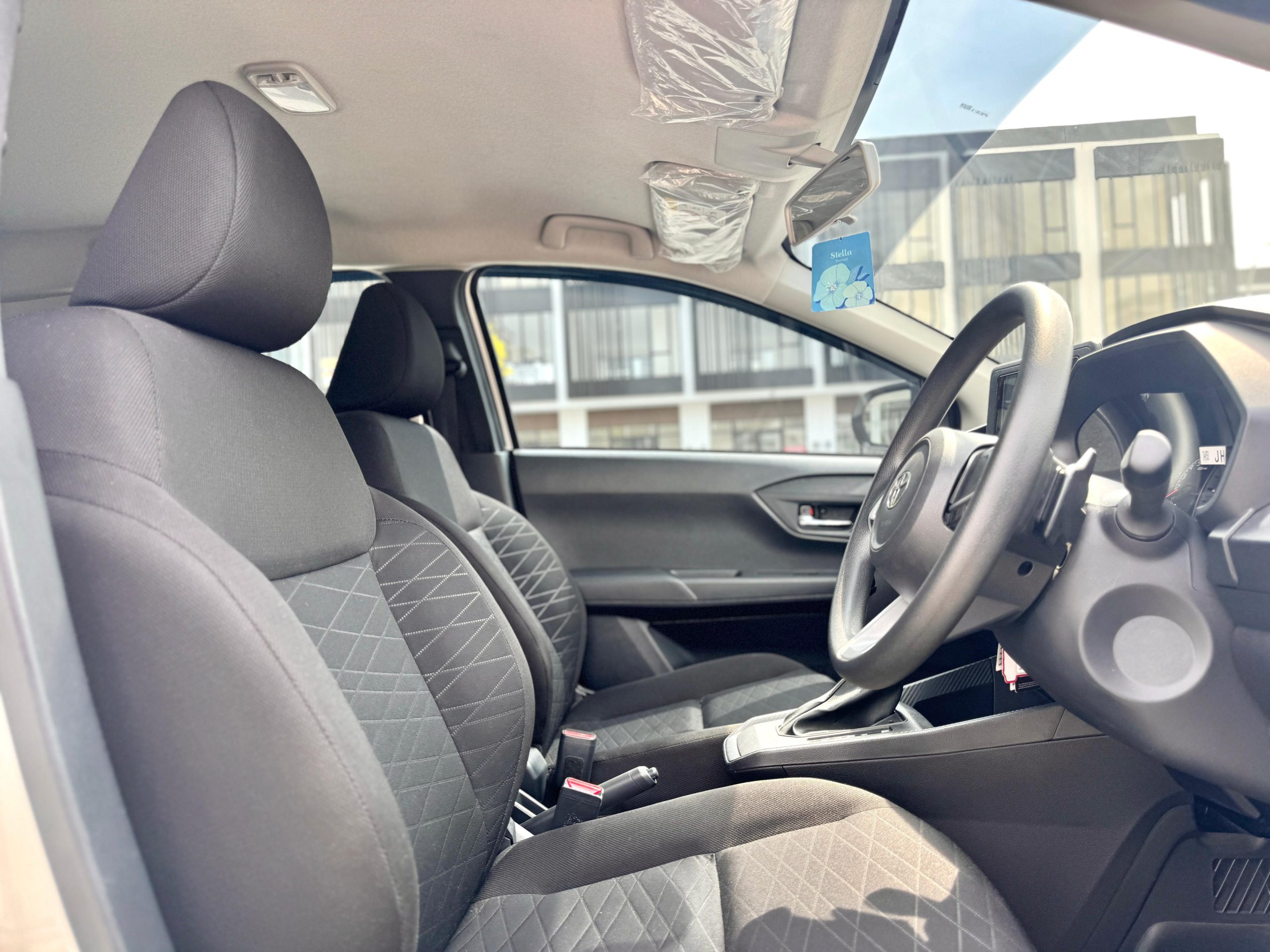 Toyota Agya G CVT. Putih - Gambar 9