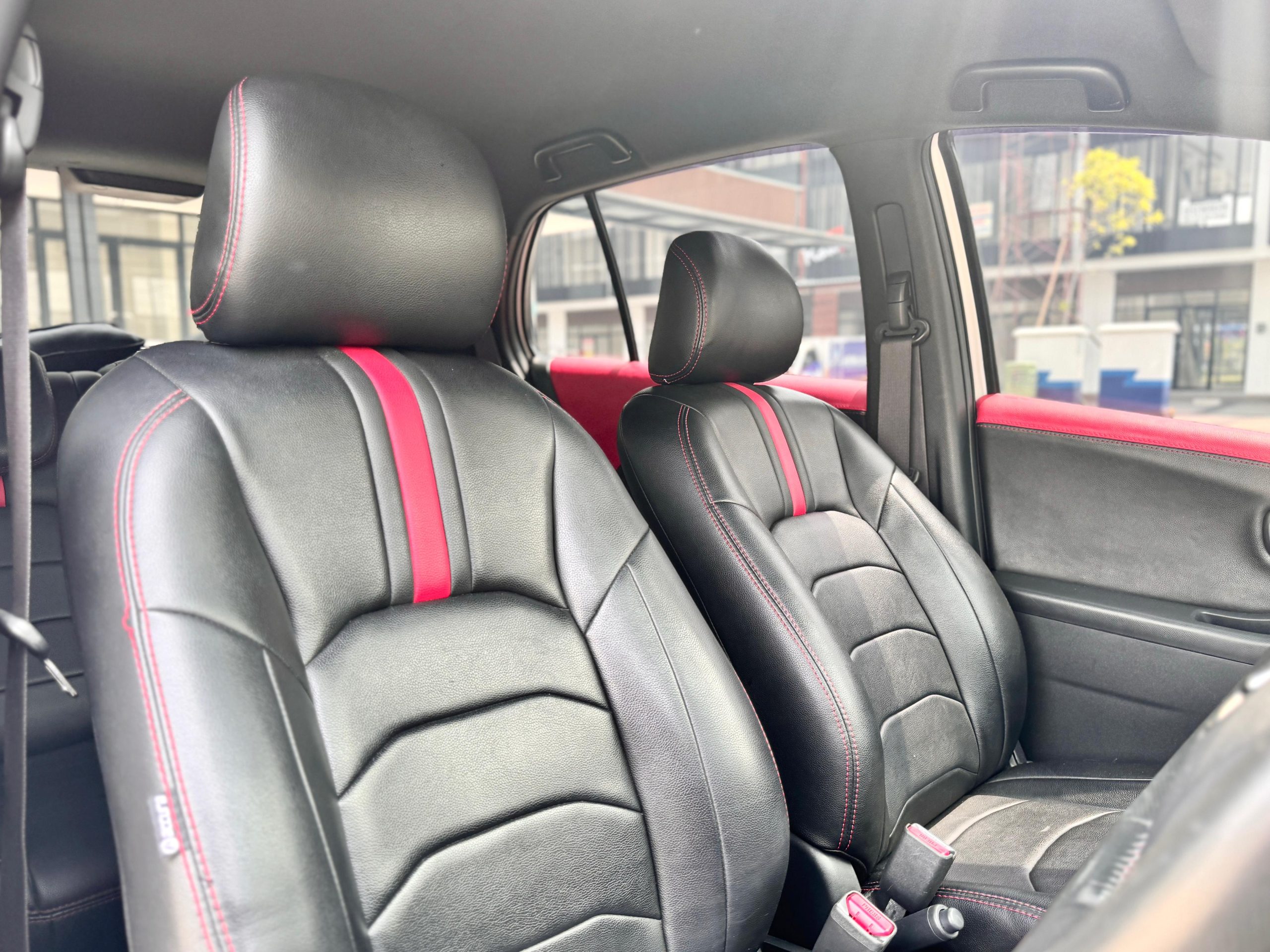 Toyota Yaris S Limited AT. Putih - Gambar 12